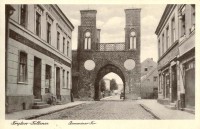 /album/fotogalerie-demminer-tor/demminer-tor-8-blick-stadtauswarts-1939-mit-demminer-strasse-web-jpg1/